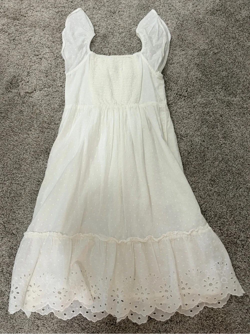 GAP delicate white